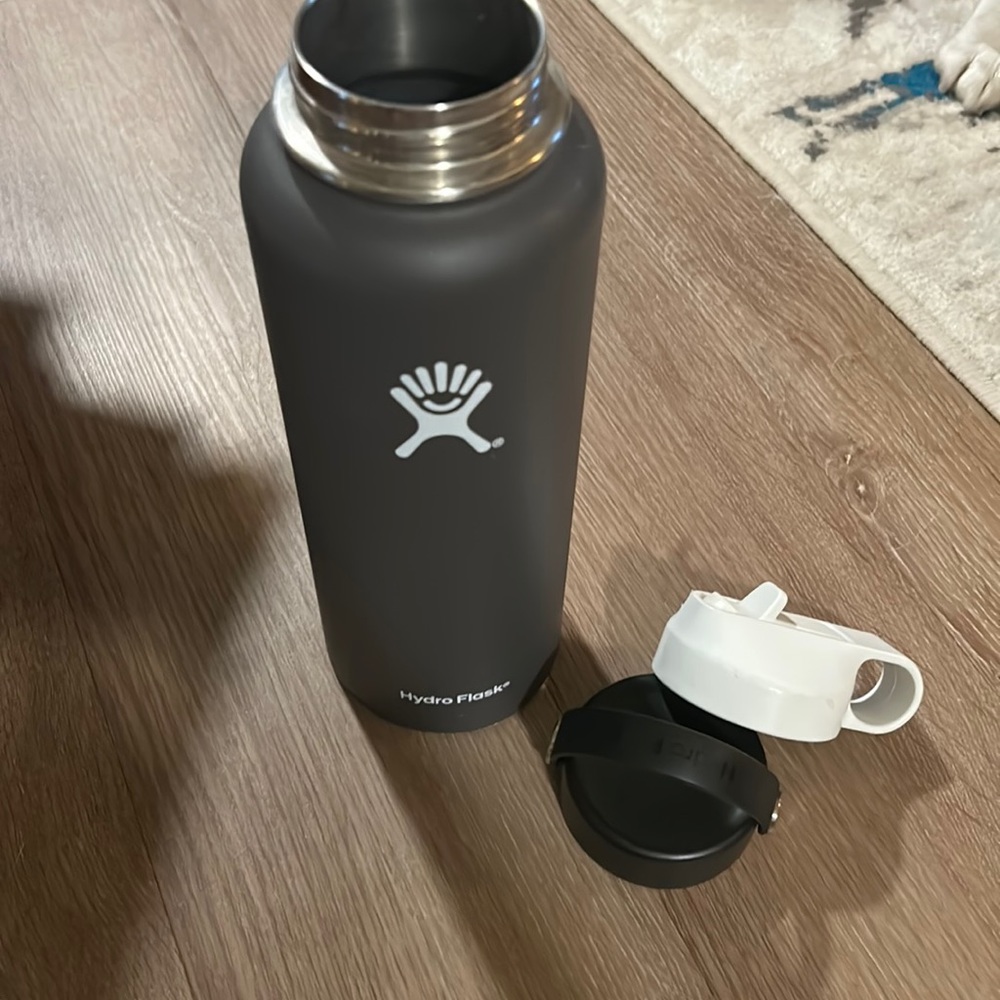 Hydro flask 40oz